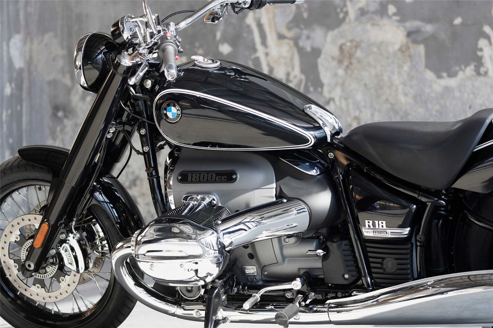 BMW R 18