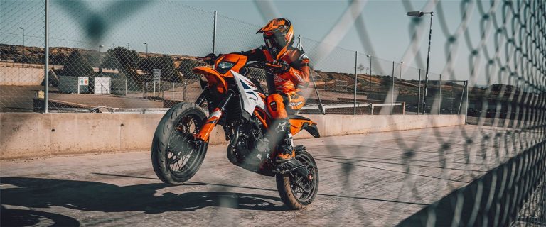 KTM 390 SMC